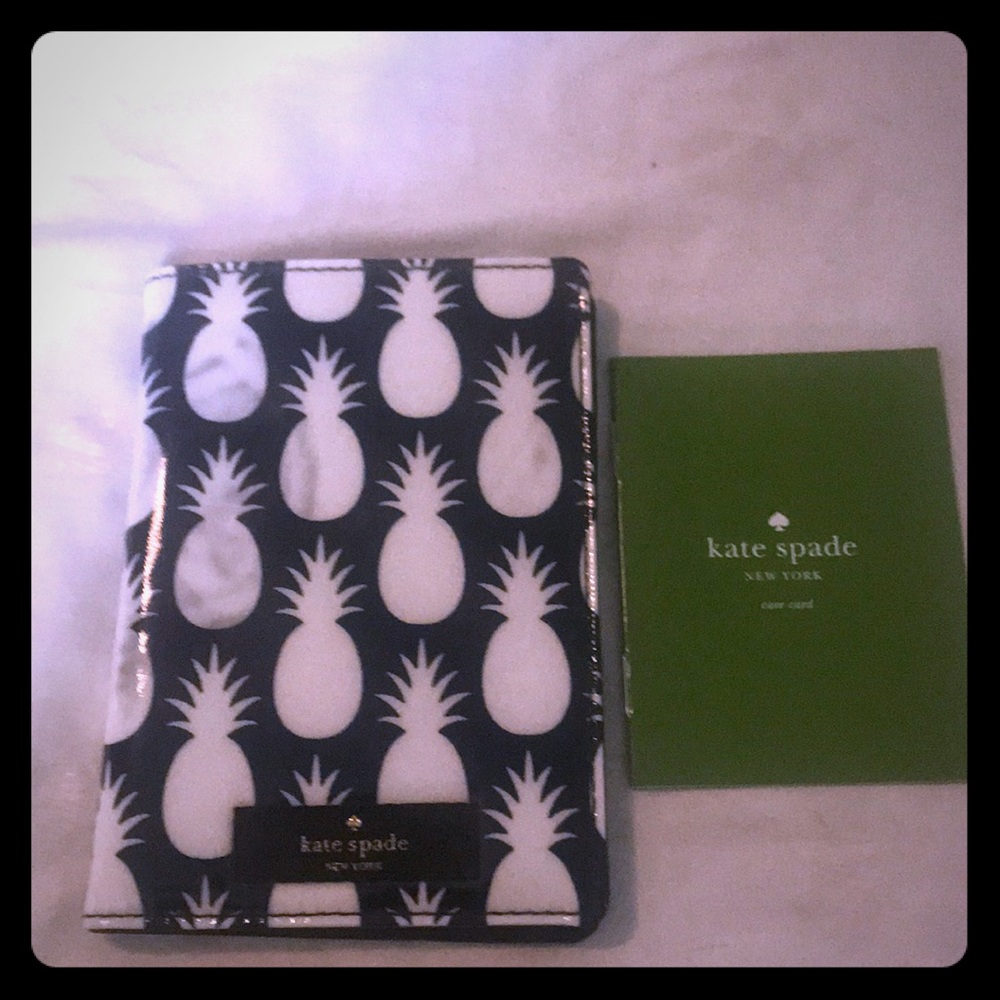 Kate Spade PassPort Holder